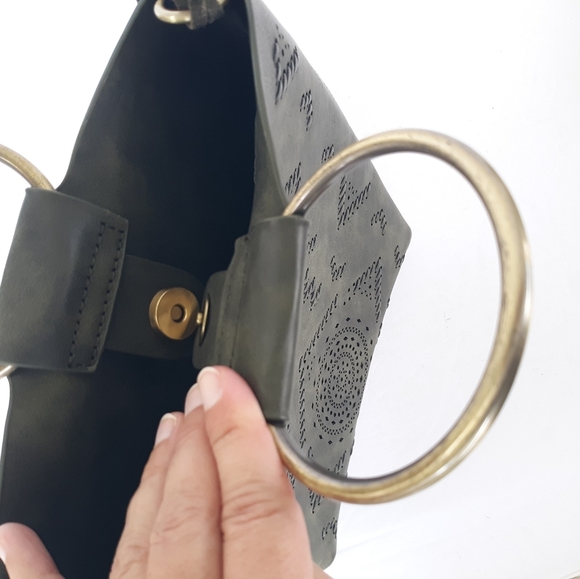 Street Level Leather Tote Handbag Green - Picture 4 of 7